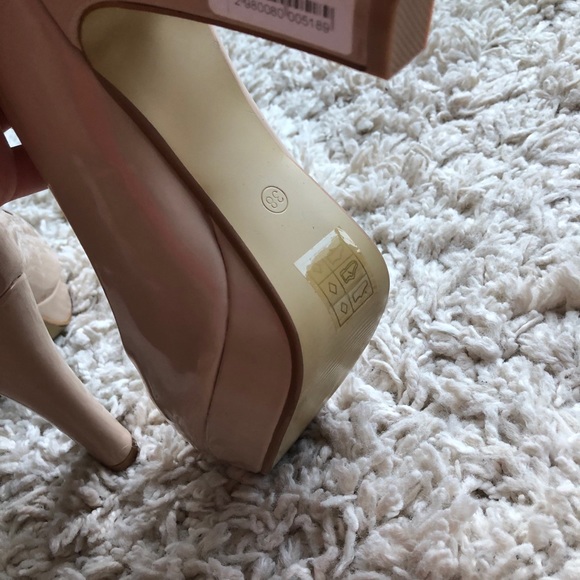 Brand new women shoes ! - Picture 5 of 7